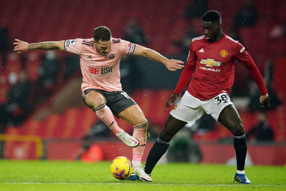  切尔西新帅首秀失利，布莱顿爆冷登顶积分榜  